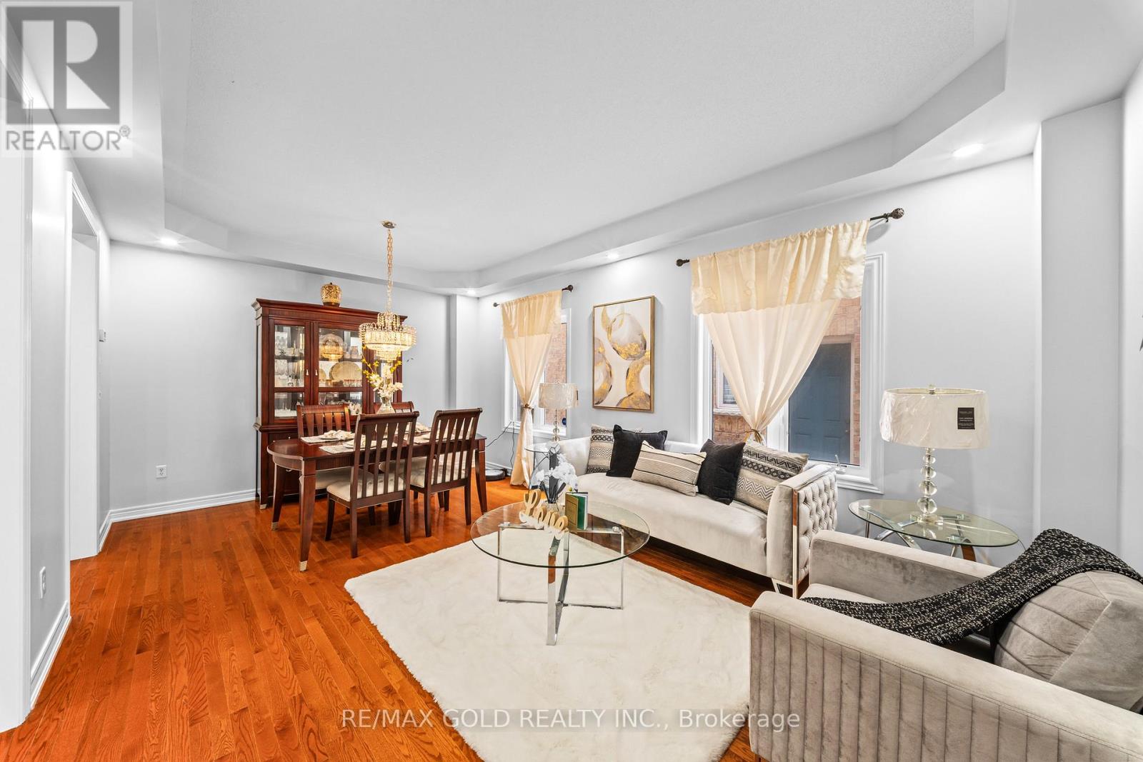 14 Dovehaven Crescent Property Photo 6