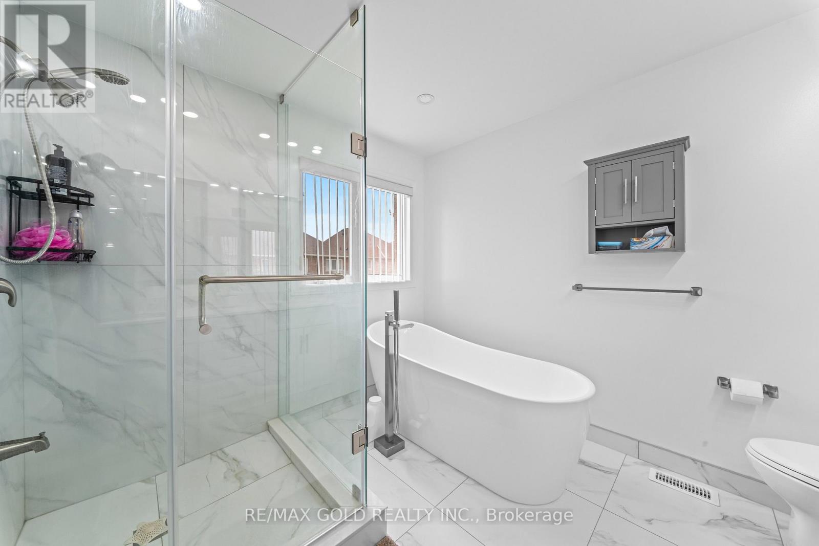 14 Dovehaven Crescent Property Photo 29