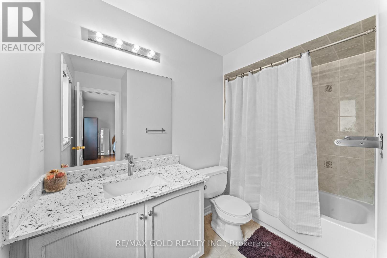 14 Dovehaven Crescent Property Photo 33