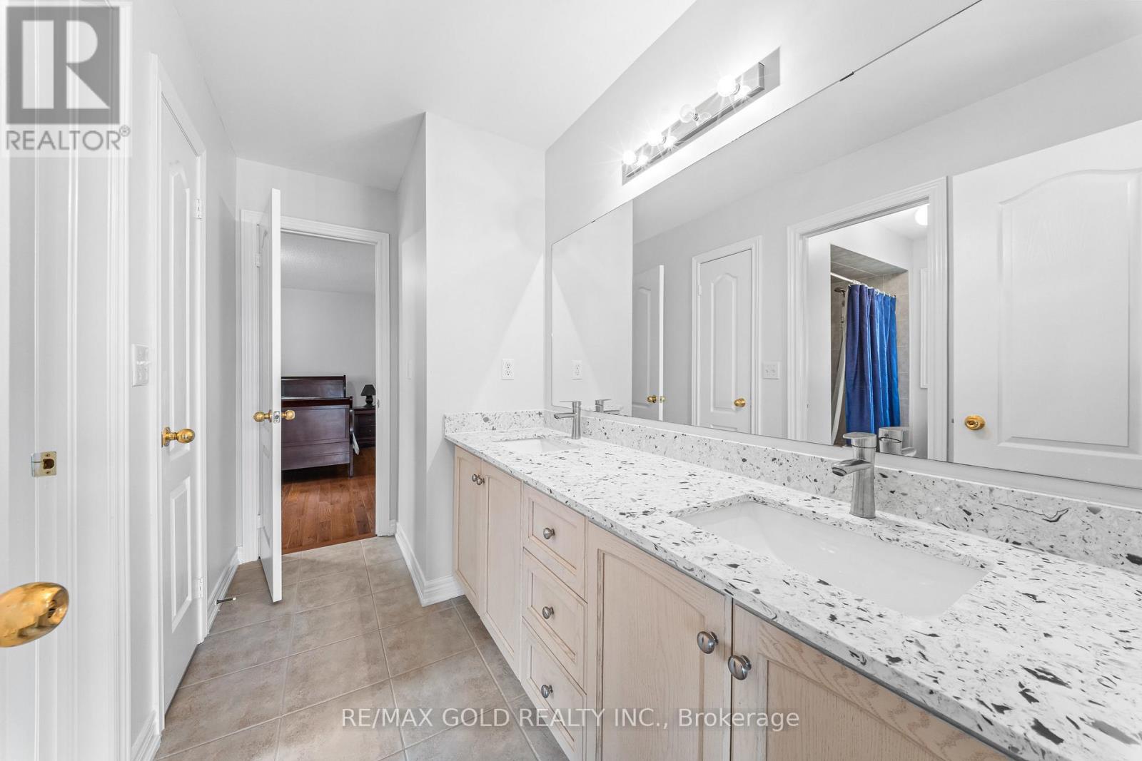 14 Dovehaven Crescent Property Photo 36