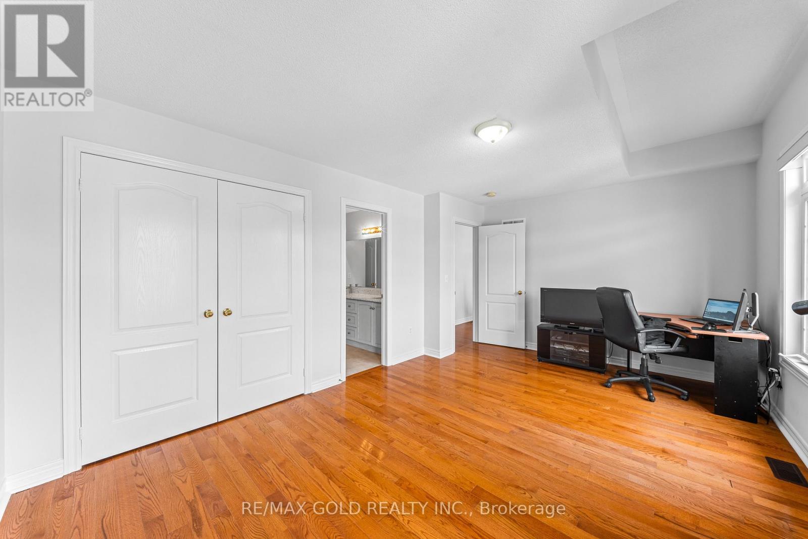 14 Dovehaven Crescent Property Photo 39