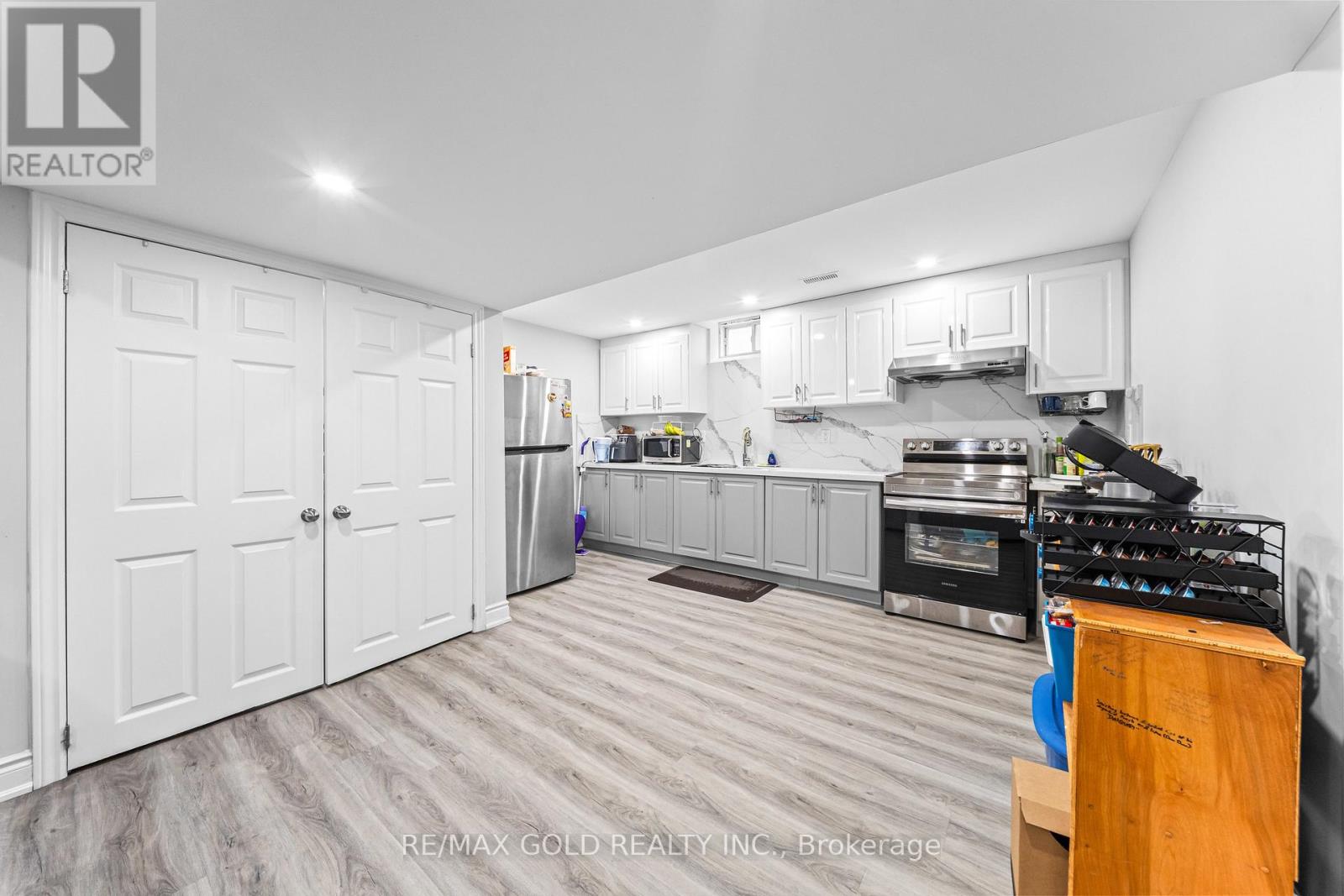 14 Dovehaven Crescent Property Photo 44