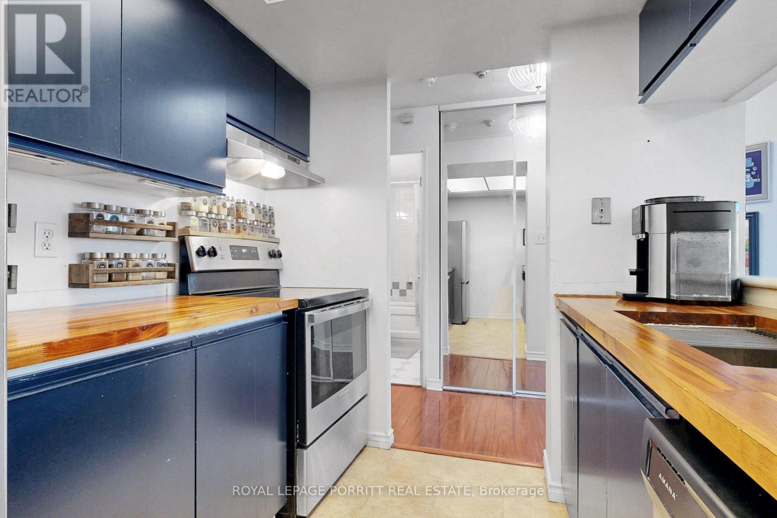 414 - 101 Subway Crescent Property Photo 6