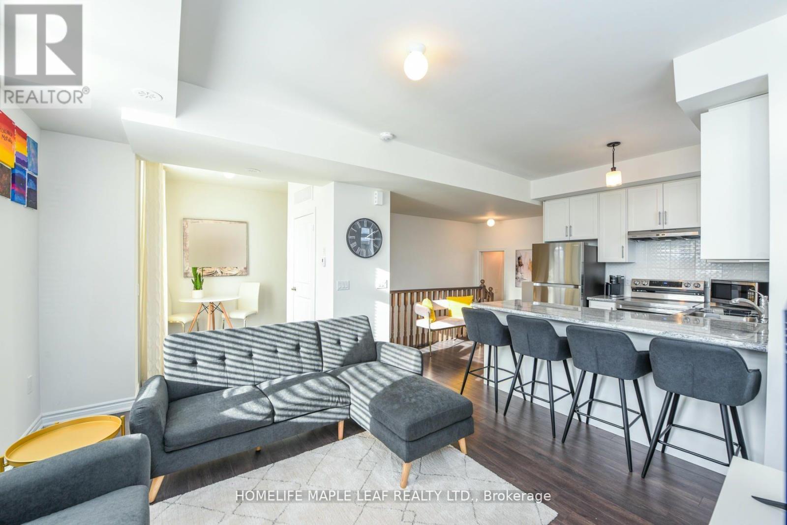 215 - 30 Halliford Place Property Photo 2