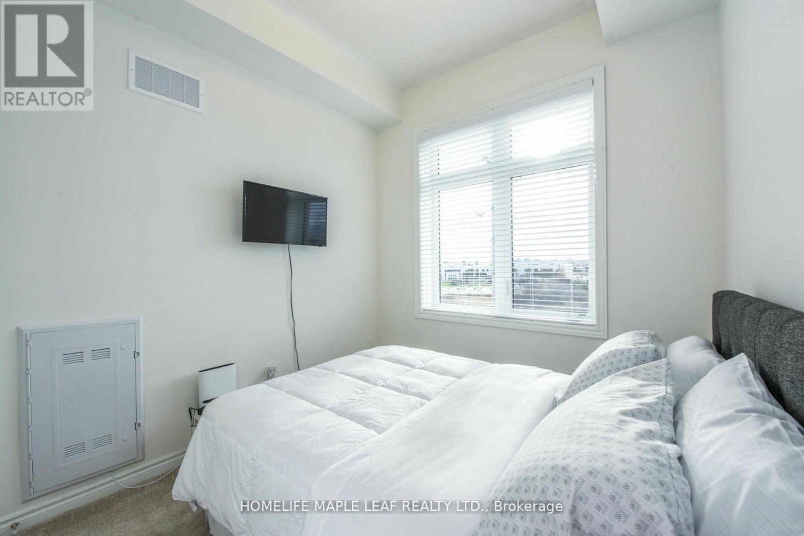 215 - 30 Halliford Place Property Photo 10