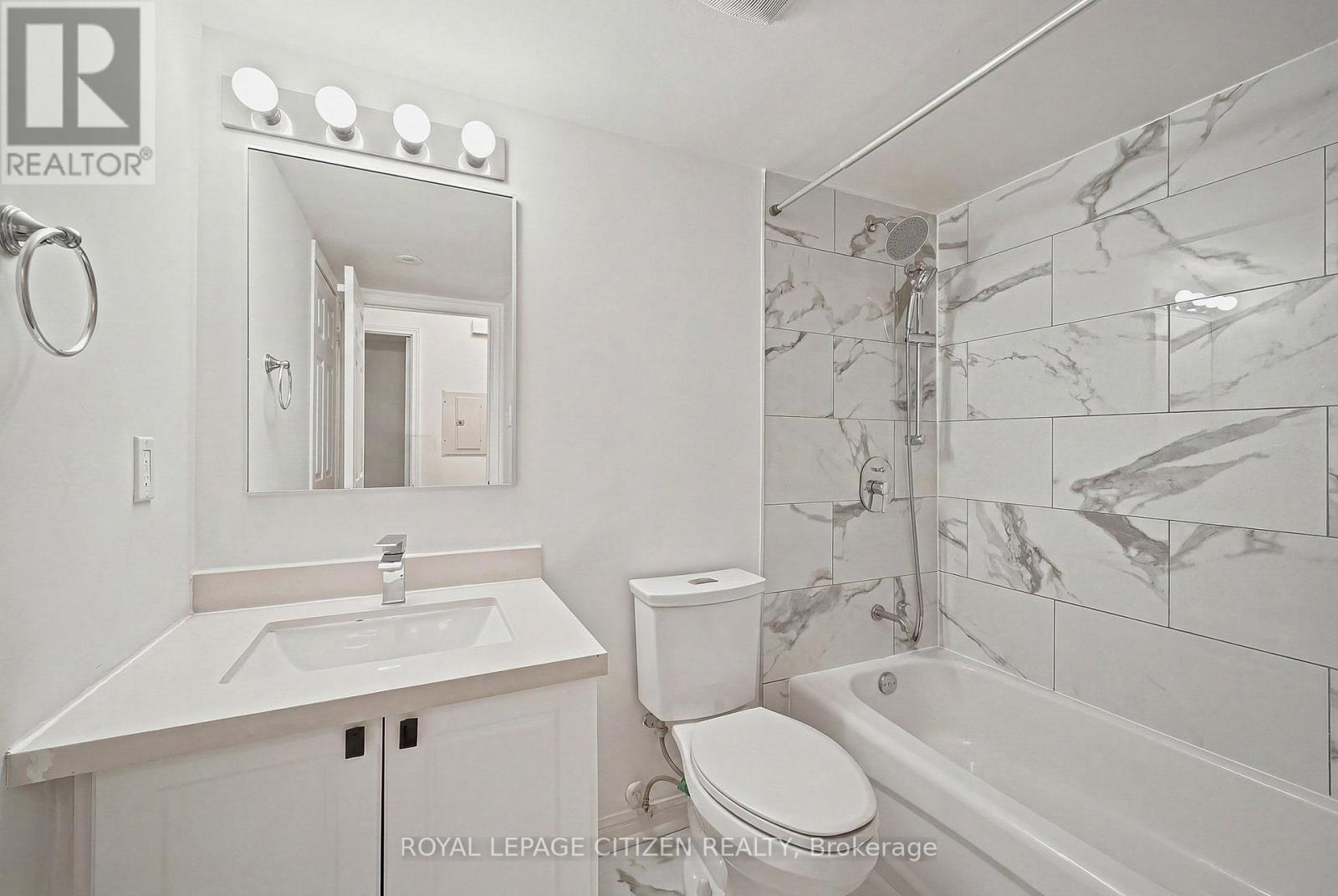 2048 - 75 George Appleton Way Property Photo 12
