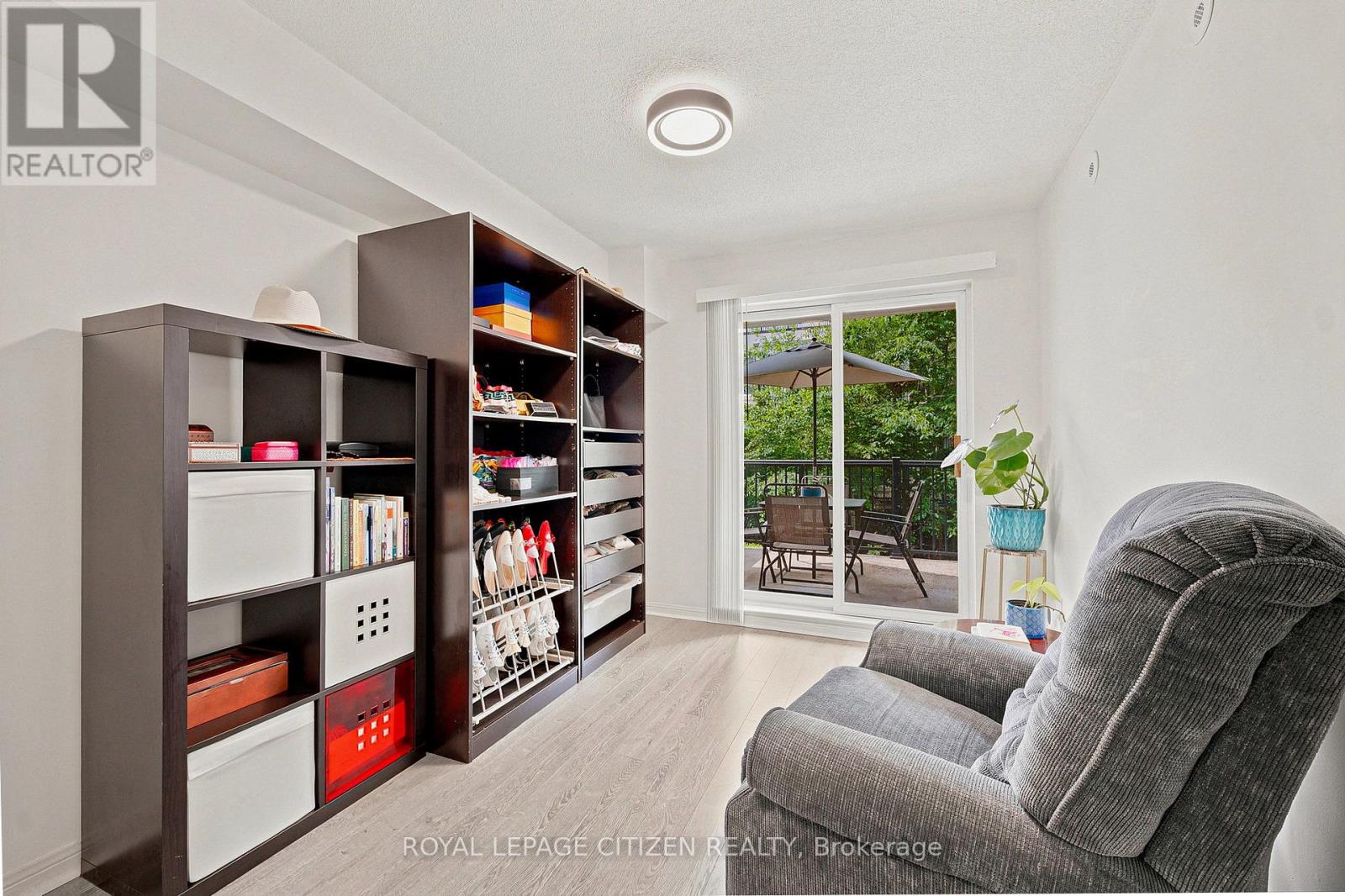 2048 - 75 George Appleton Way Property Photo 16