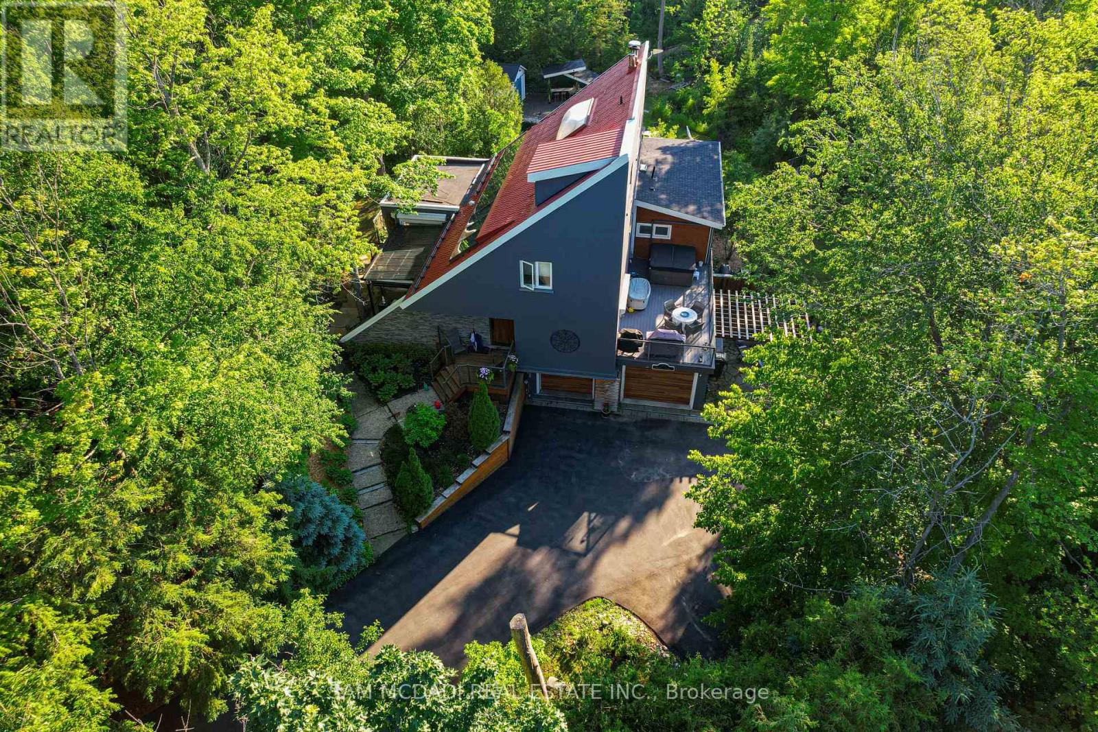 2814 FORKS OF THE CREDIT ROAD