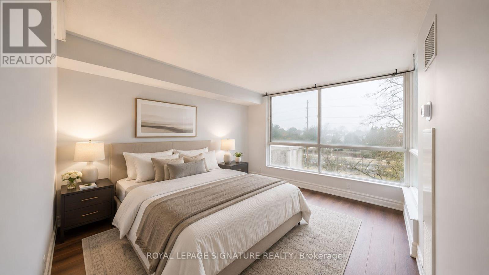 307 - 2901 Kipling Avenue Property Photo 7