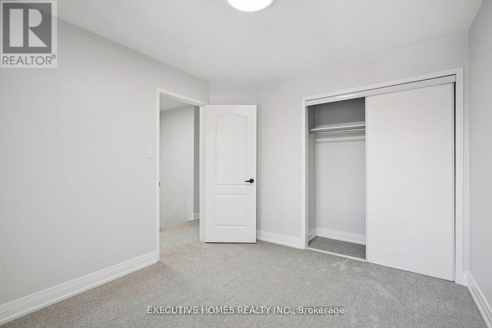 60 - 2665 Thomas Street Property Photo 14