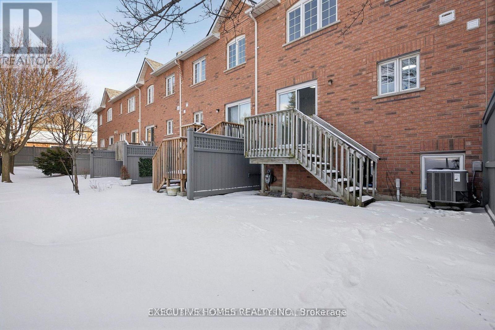 60 - 2665 Thomas Street Property Photo 25