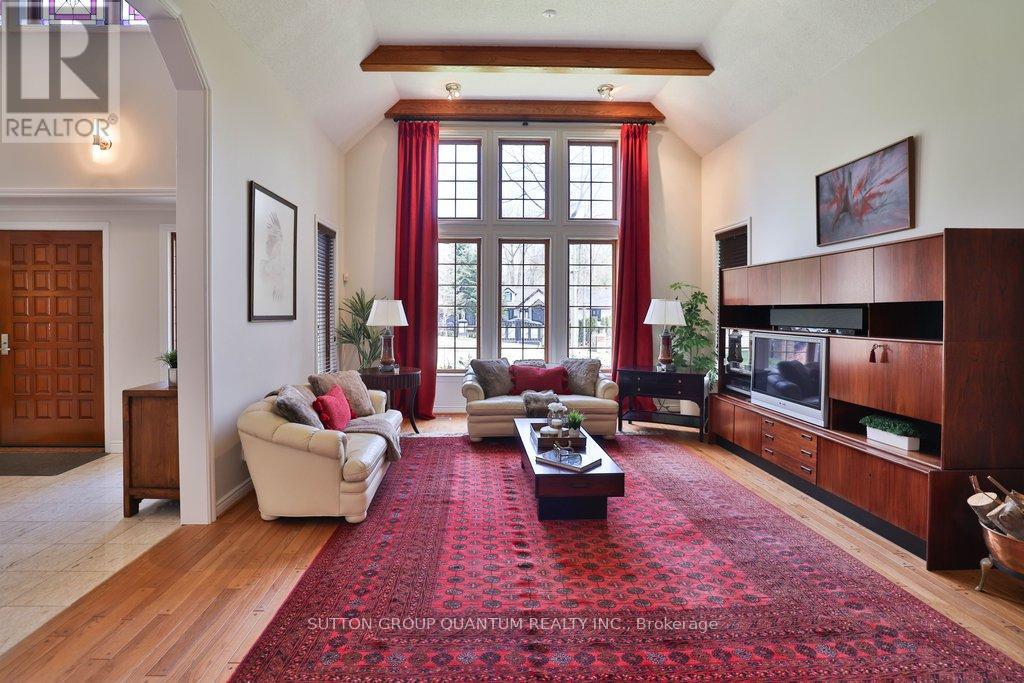 670 Meadow Wood Road Property Photo 6
