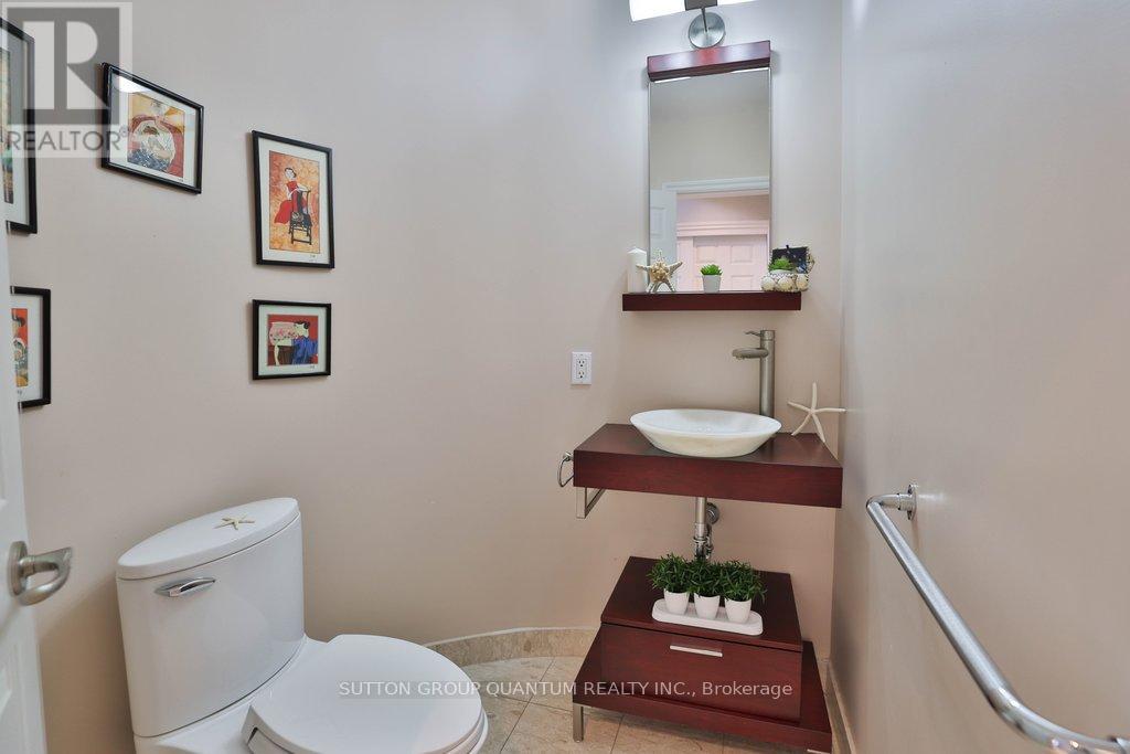 670 Meadow Wood Road Property Photo 14