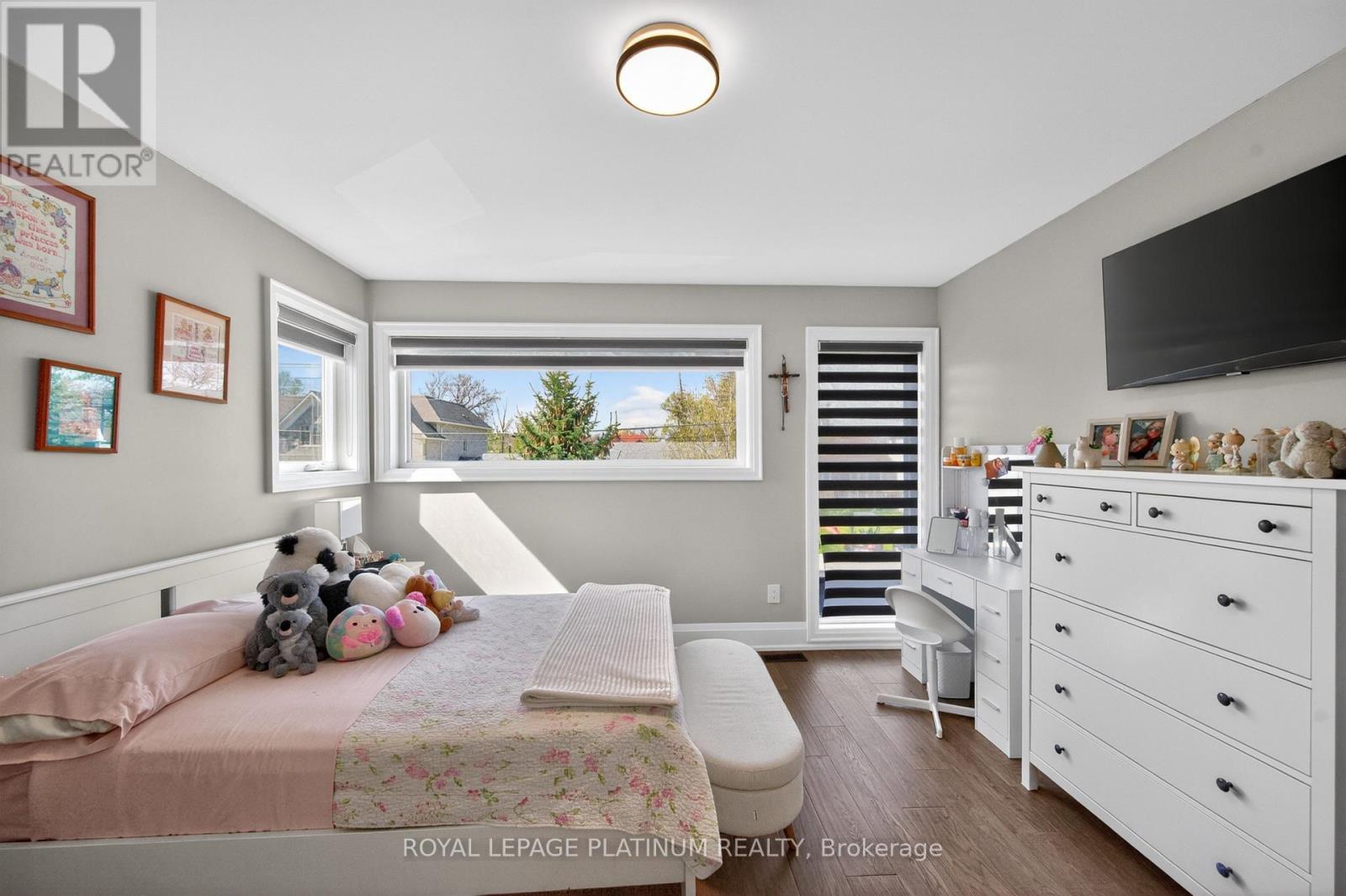 13 Arch Road Property Photo 27