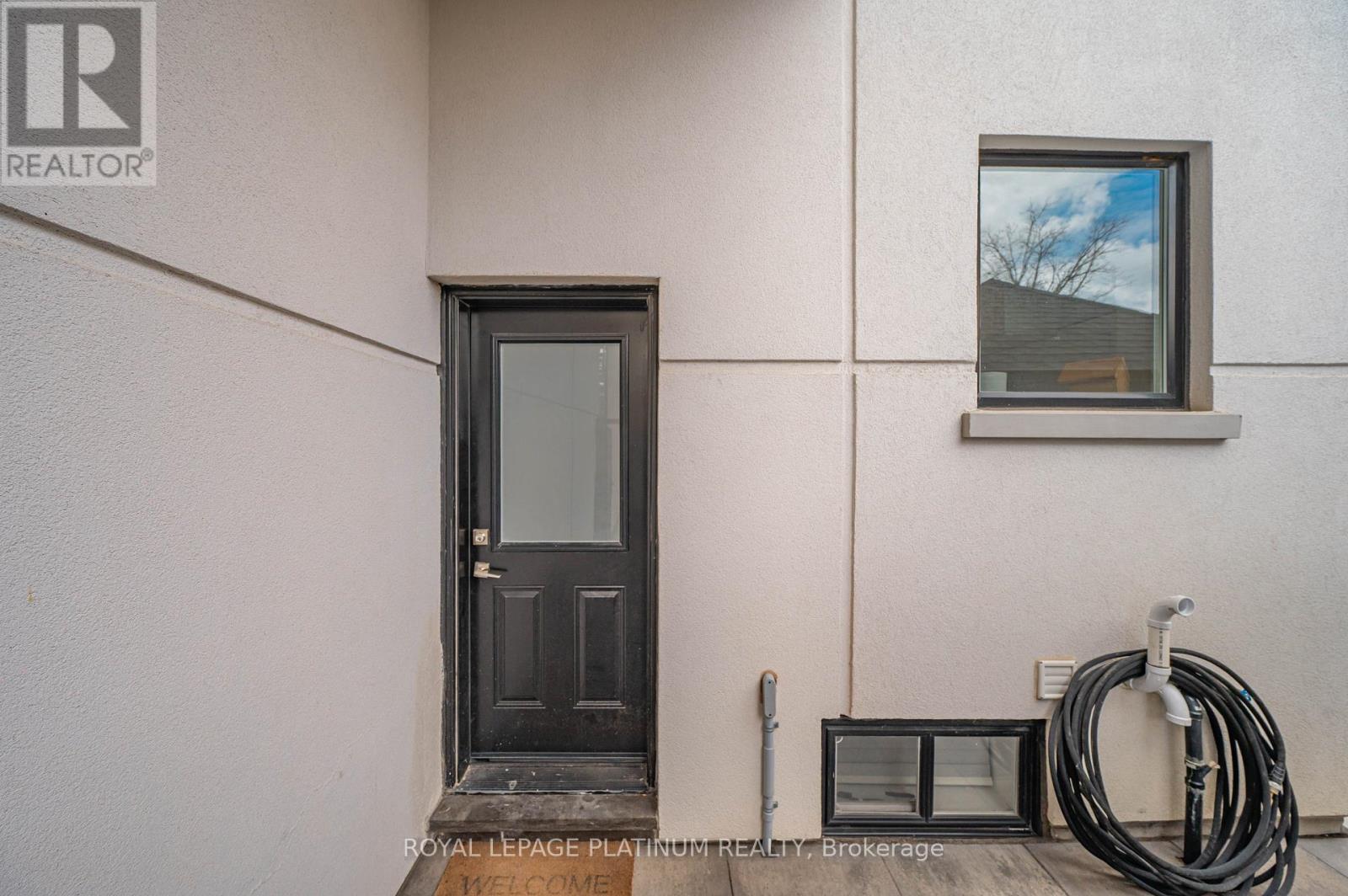 13 Arch Road Property Photo 32