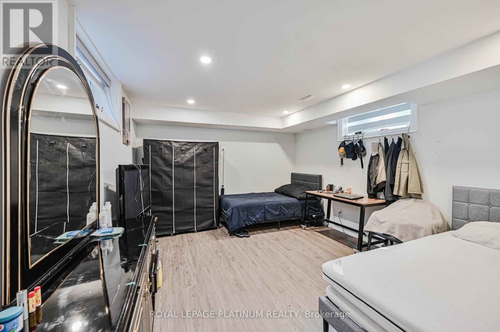 13 Arch Road Property Photo 38