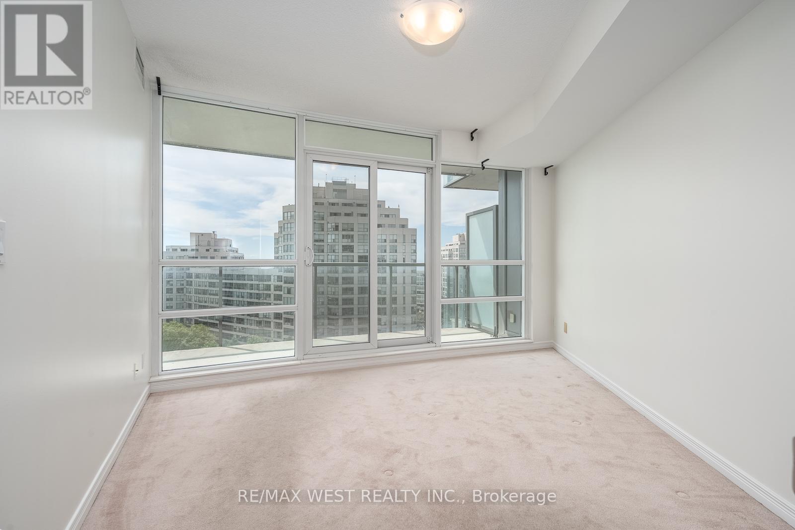 908 - 2240 Lake Shore Boulevard W Property Photo 27