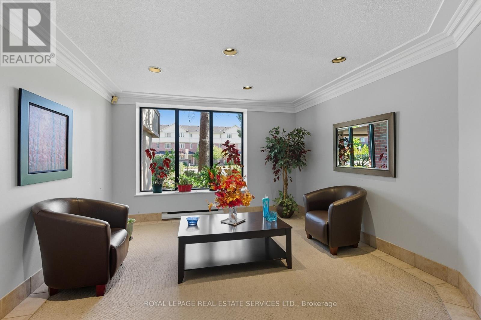 904 - 6720 Glen Erin Drive Property Photo 4