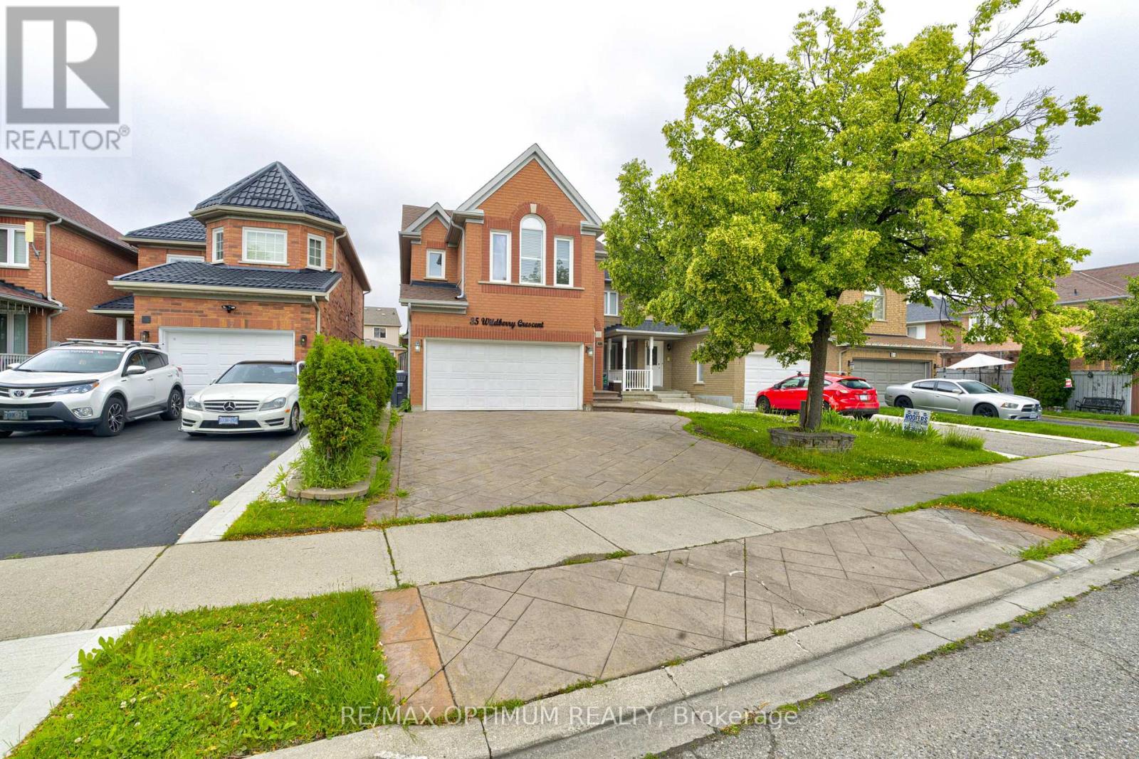 35 Wildberry Crescent Property Photo 5