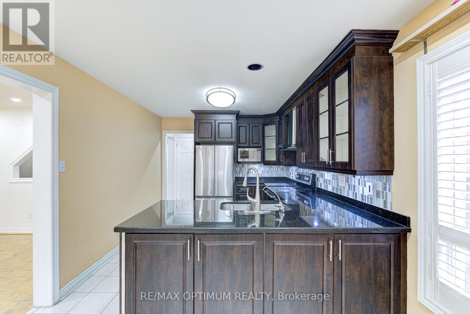 35 Wildberry Crescent Property Photo 22