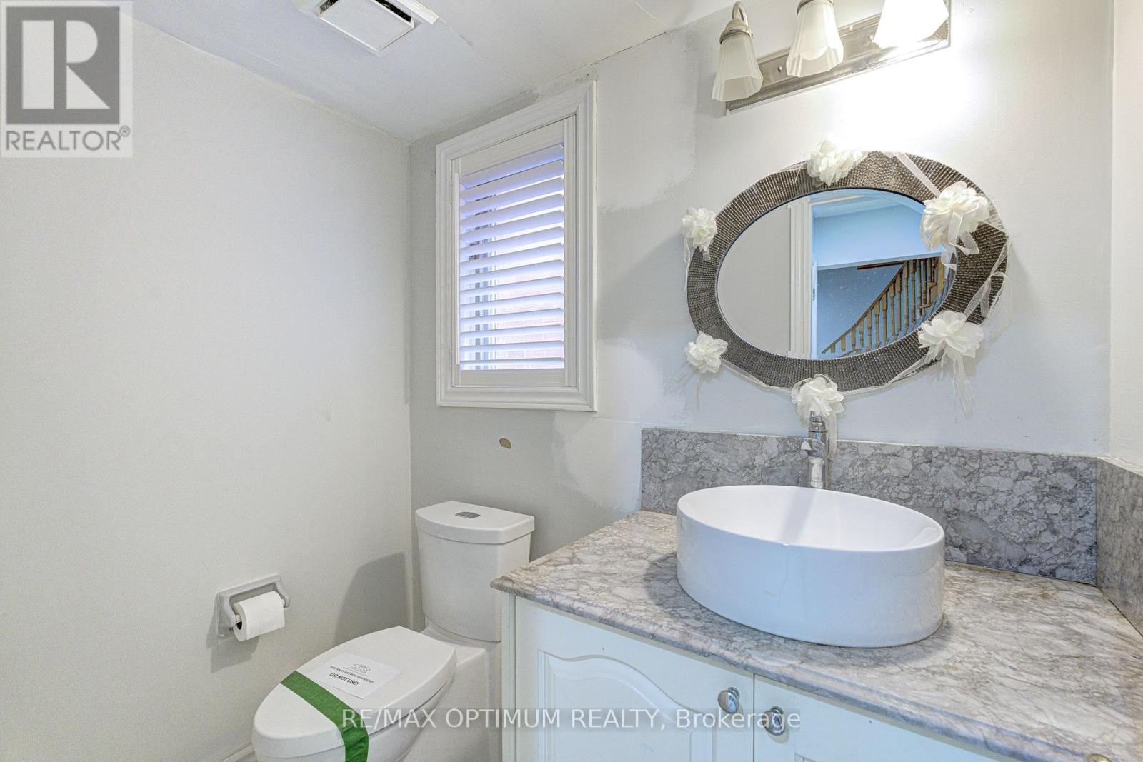 35 Wildberry Crescent Property Photo 24