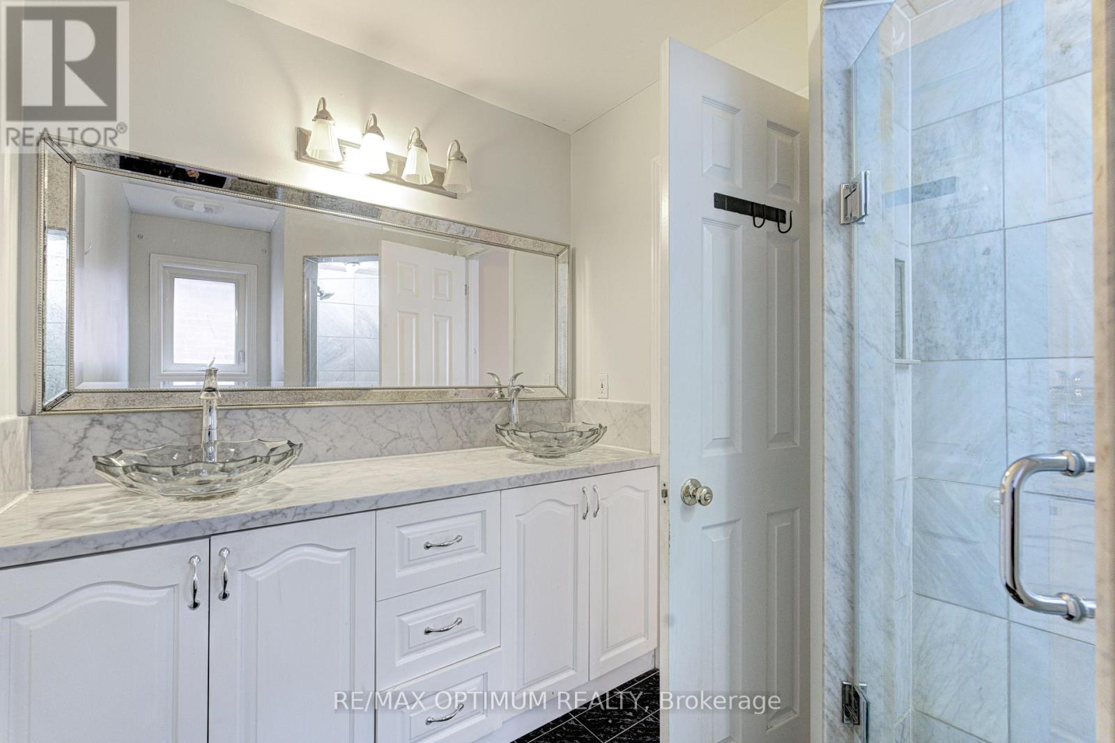 35 Wildberry Crescent Property Photo 28