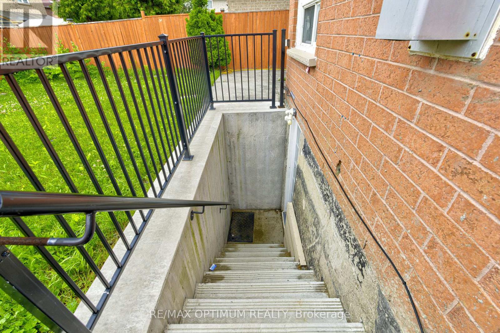 35 Wildberry Crescent Property Photo 45