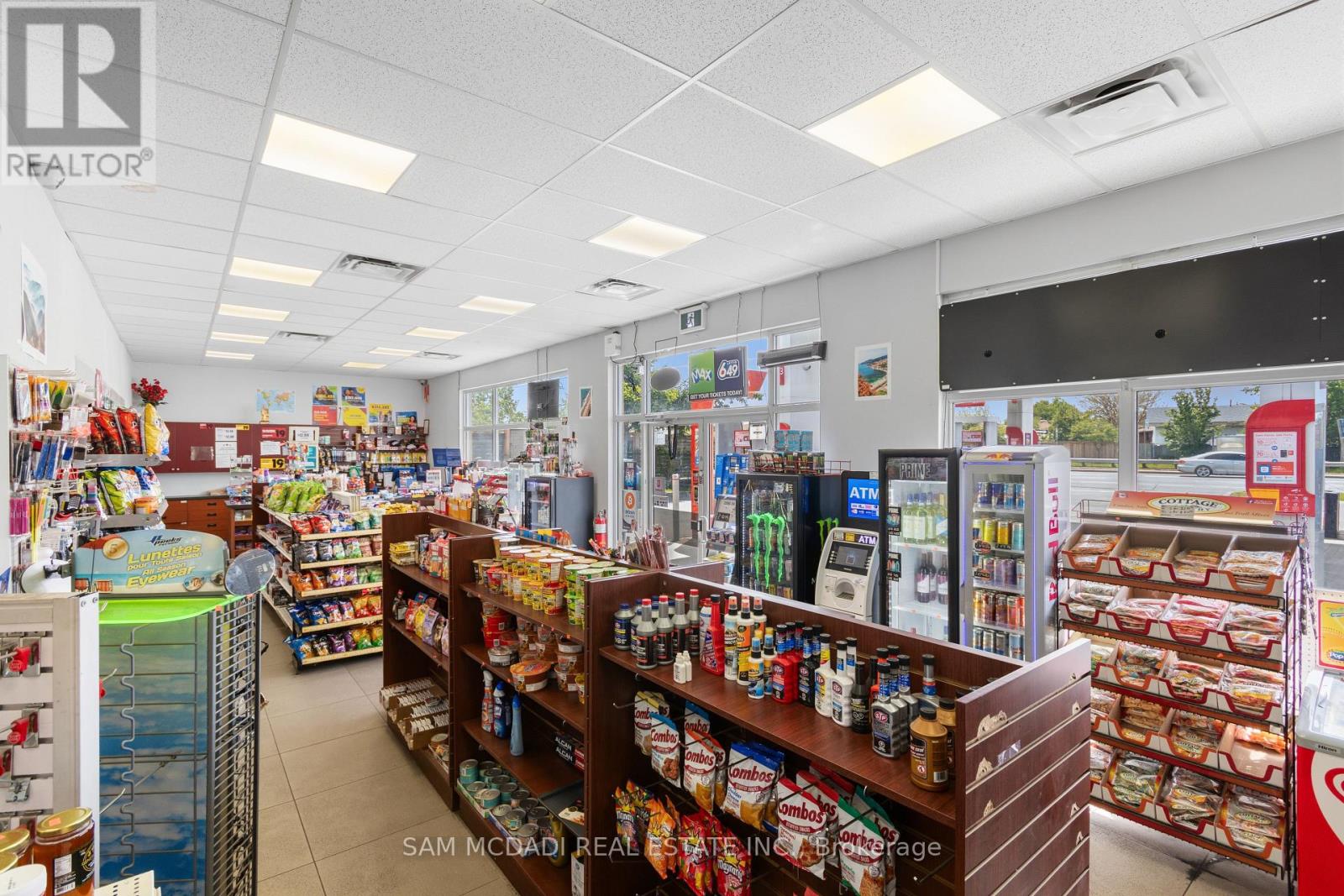 6199 Steeles Avenue W Property Photo 15