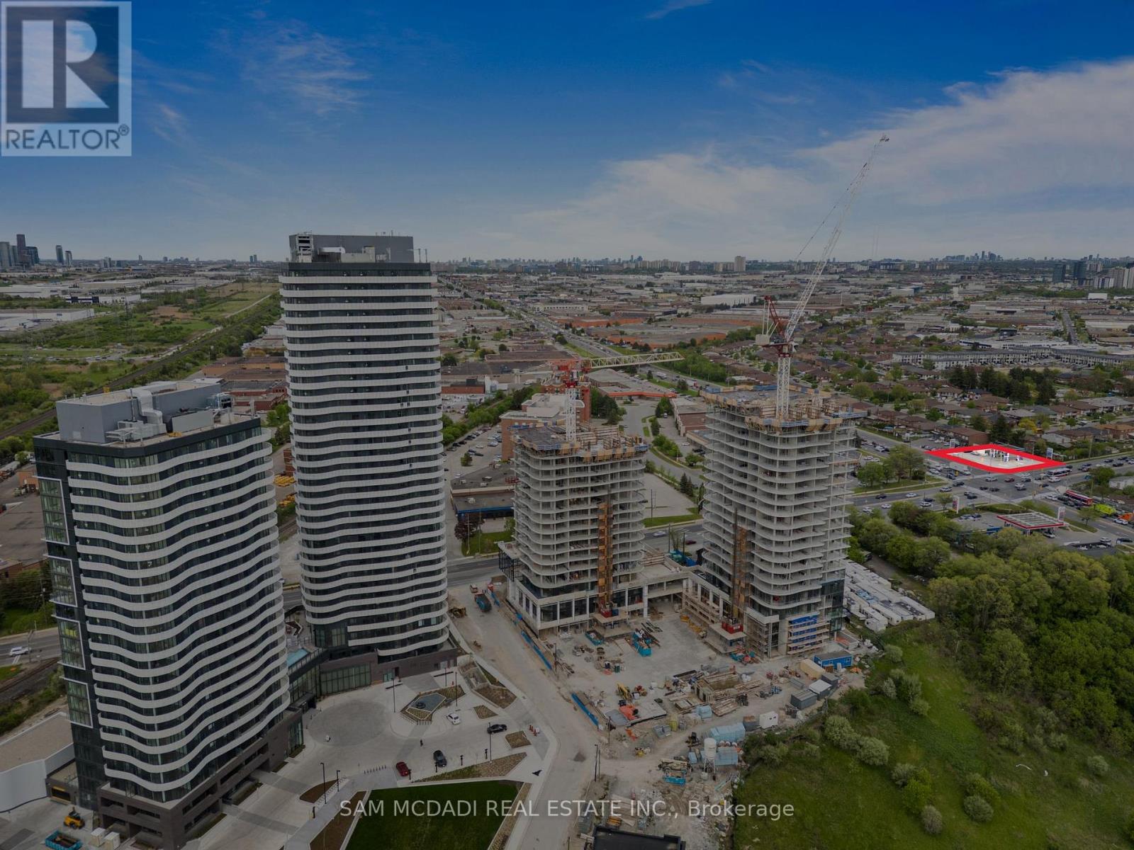 6199 Steeles Avenue W Property Photo 20