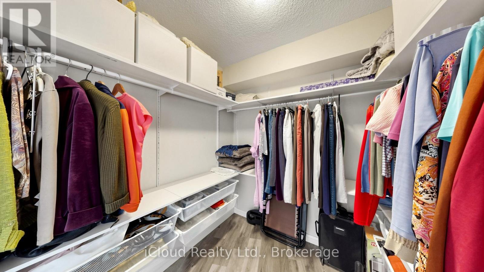 1005 - 1230 Marlborough Court Property Photo 20