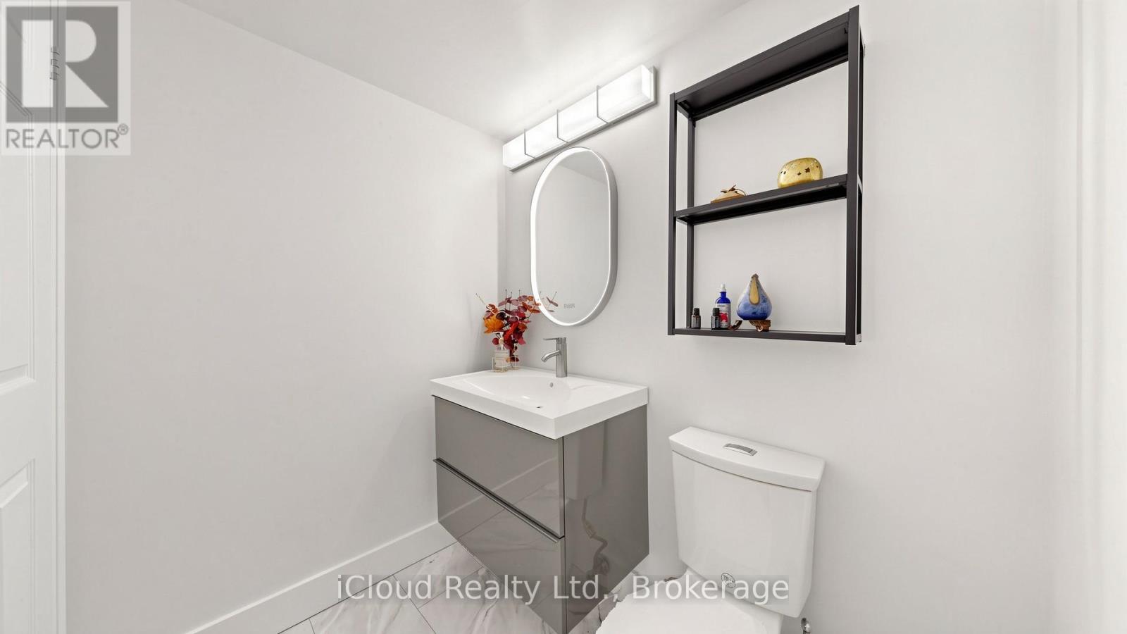 1005 - 1230 Marlborough Court Property Photo 32