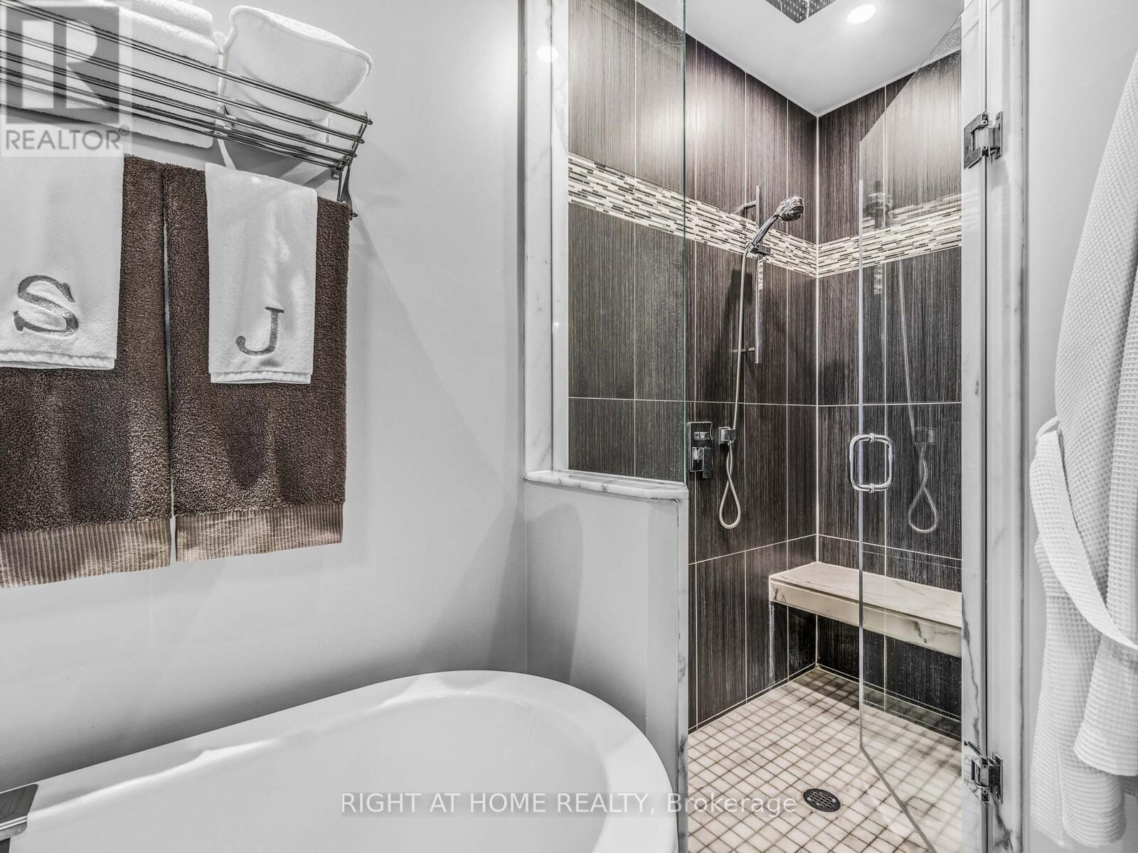 64 Brock Avenue Property Photo 20