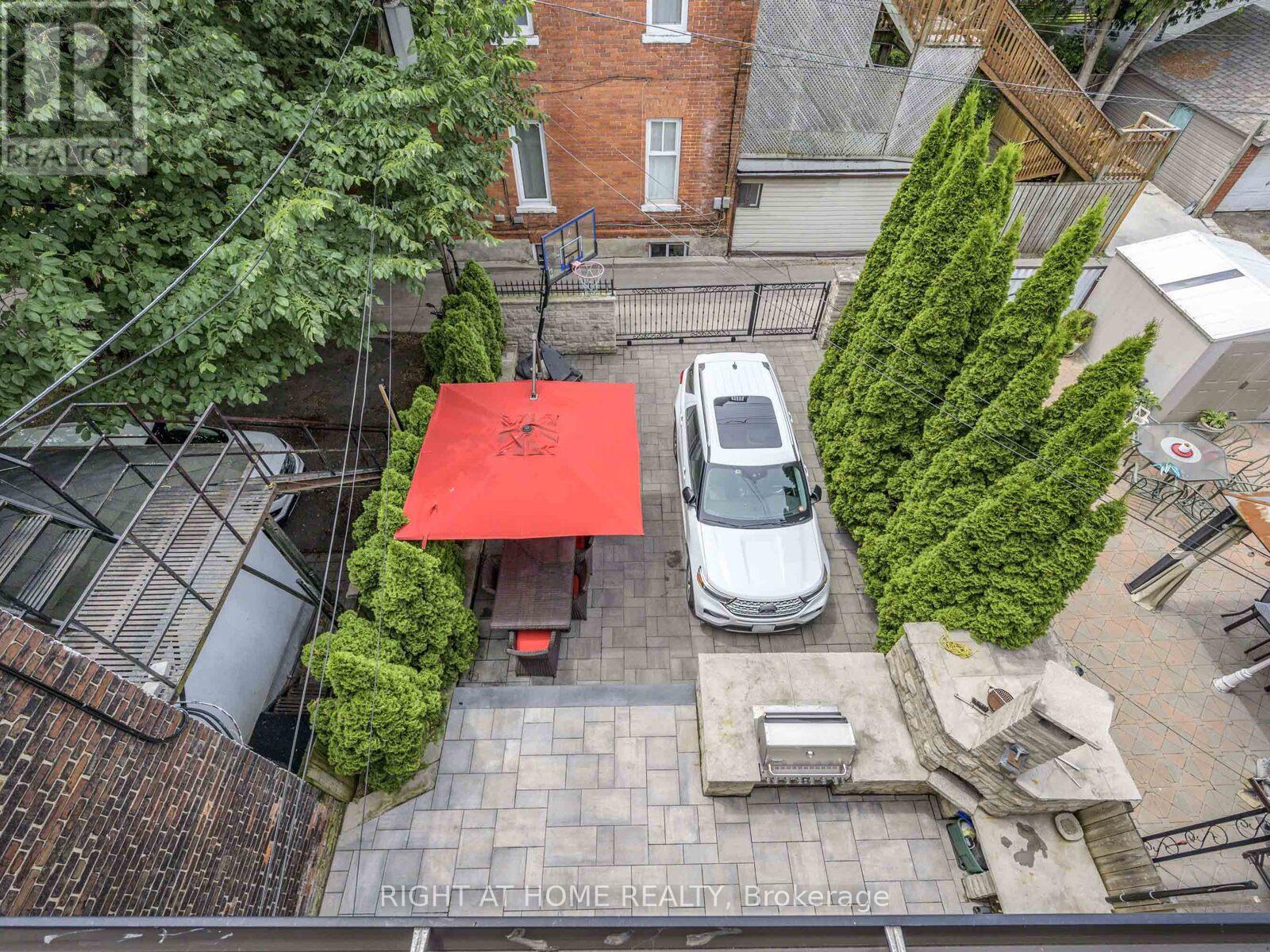 64 Brock Avenue Property Photo 36
