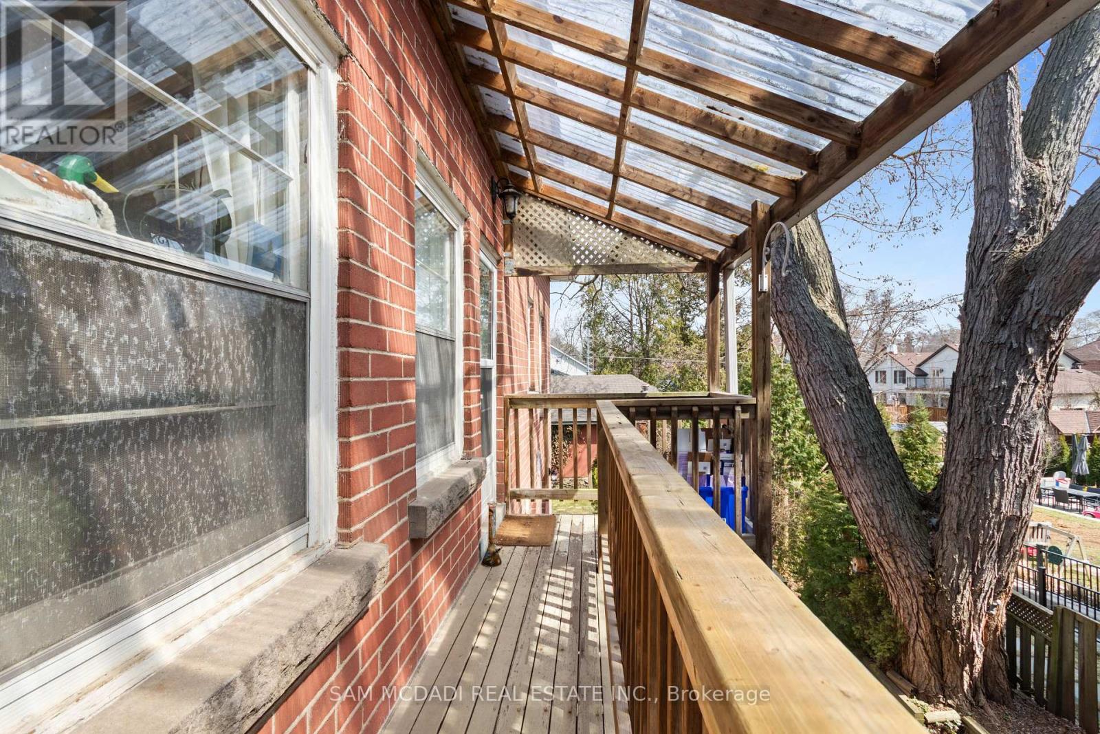 2430 - 2432 First Street Property Photo 7