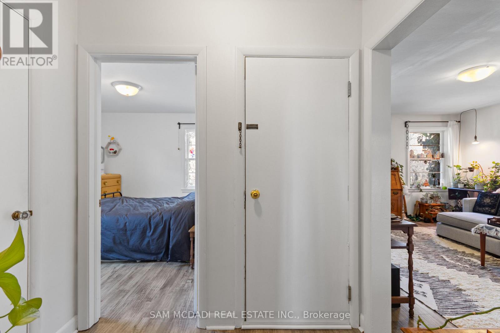 2430 - 2432 First Street Property Photo 9