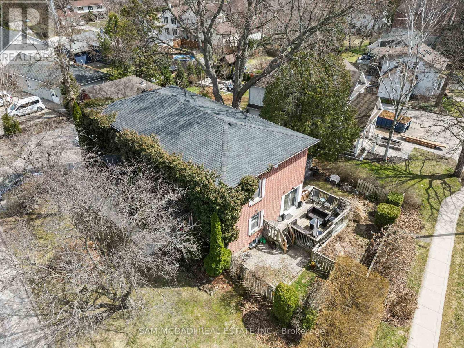 2430 - 2432 First Street Property Photo 24