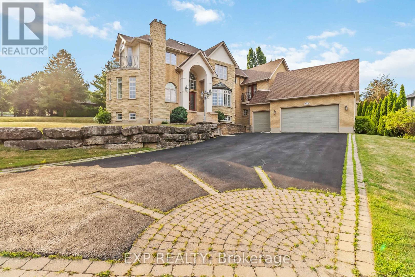 1401 Tamworth Court Property Photo 1