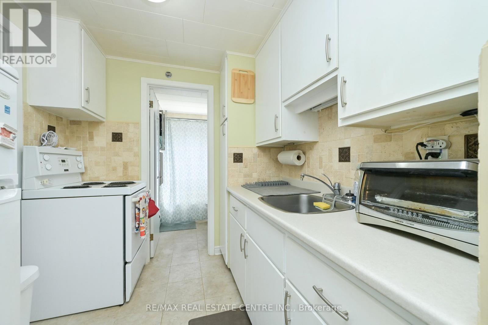 44 Church Street Property Photo 7