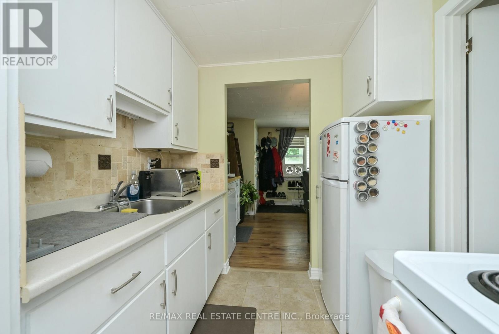44 Church Street Property Photo 9