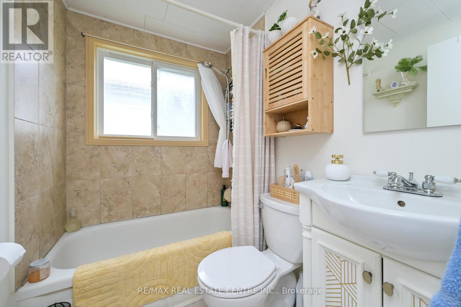 44 Church Street Property Photo 27