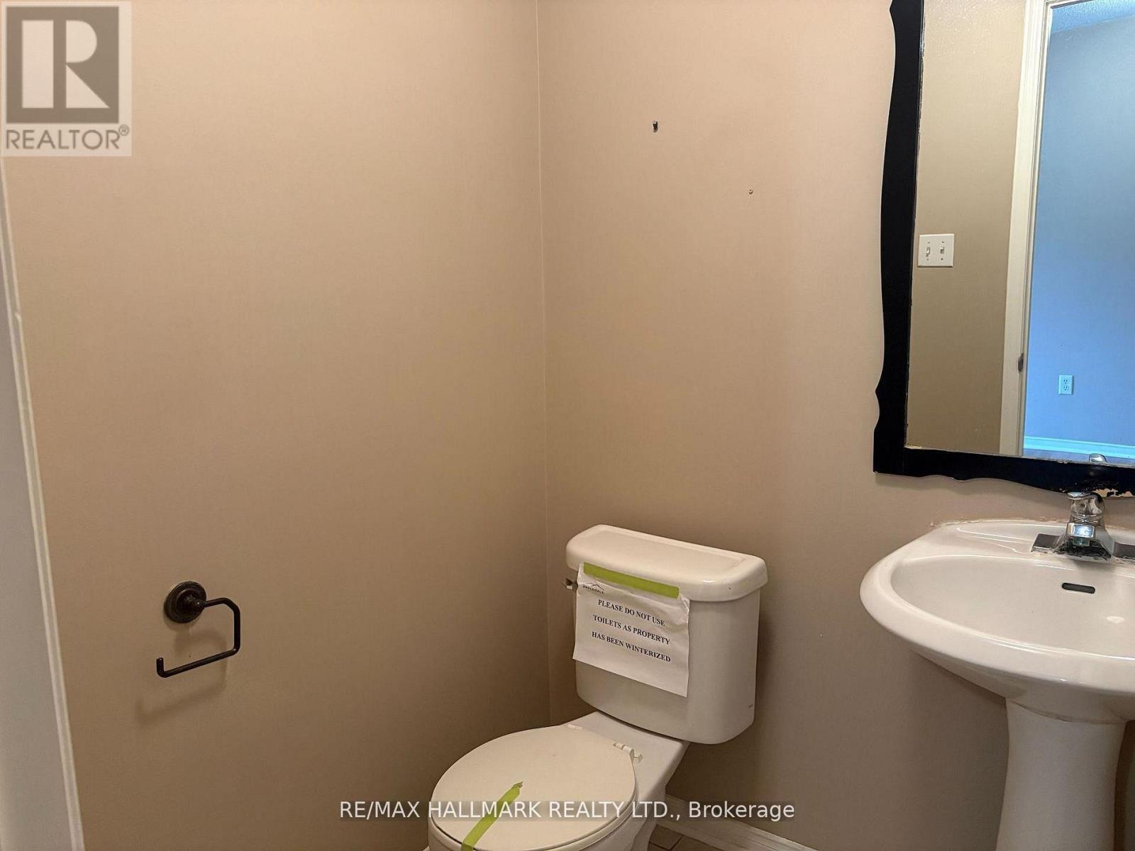 138 Spadina Road Property Photo 5