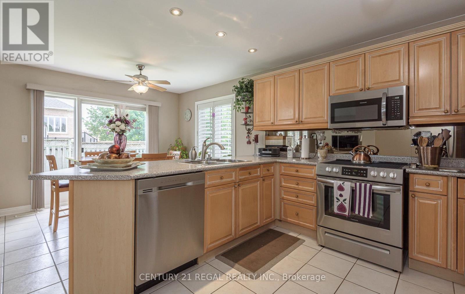 51 Royal Valley Drive Property Photo 13