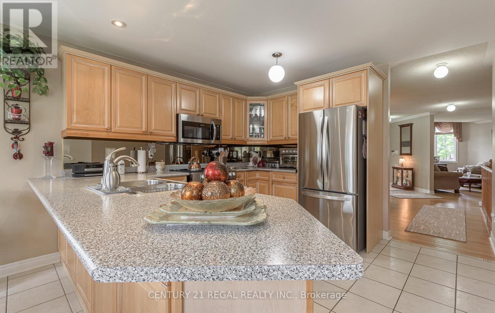 51 Royal Valley Drive Property Photo 15