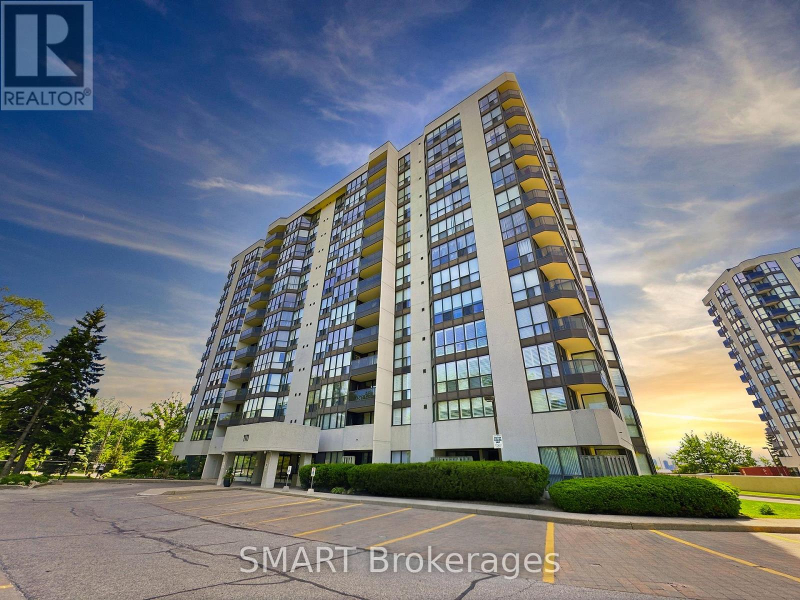 203 - 1111 Bough Beeches Boulevard Property Photo 1