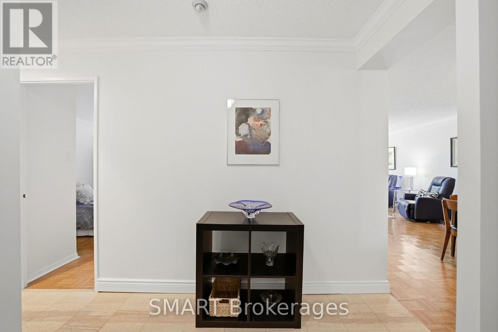 203 - 1111 Bough Beeches Boulevard Property Photo 5
