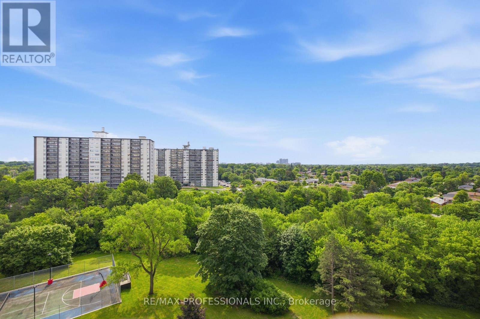 1208 - 11 Wincott Drive Property Photo 16