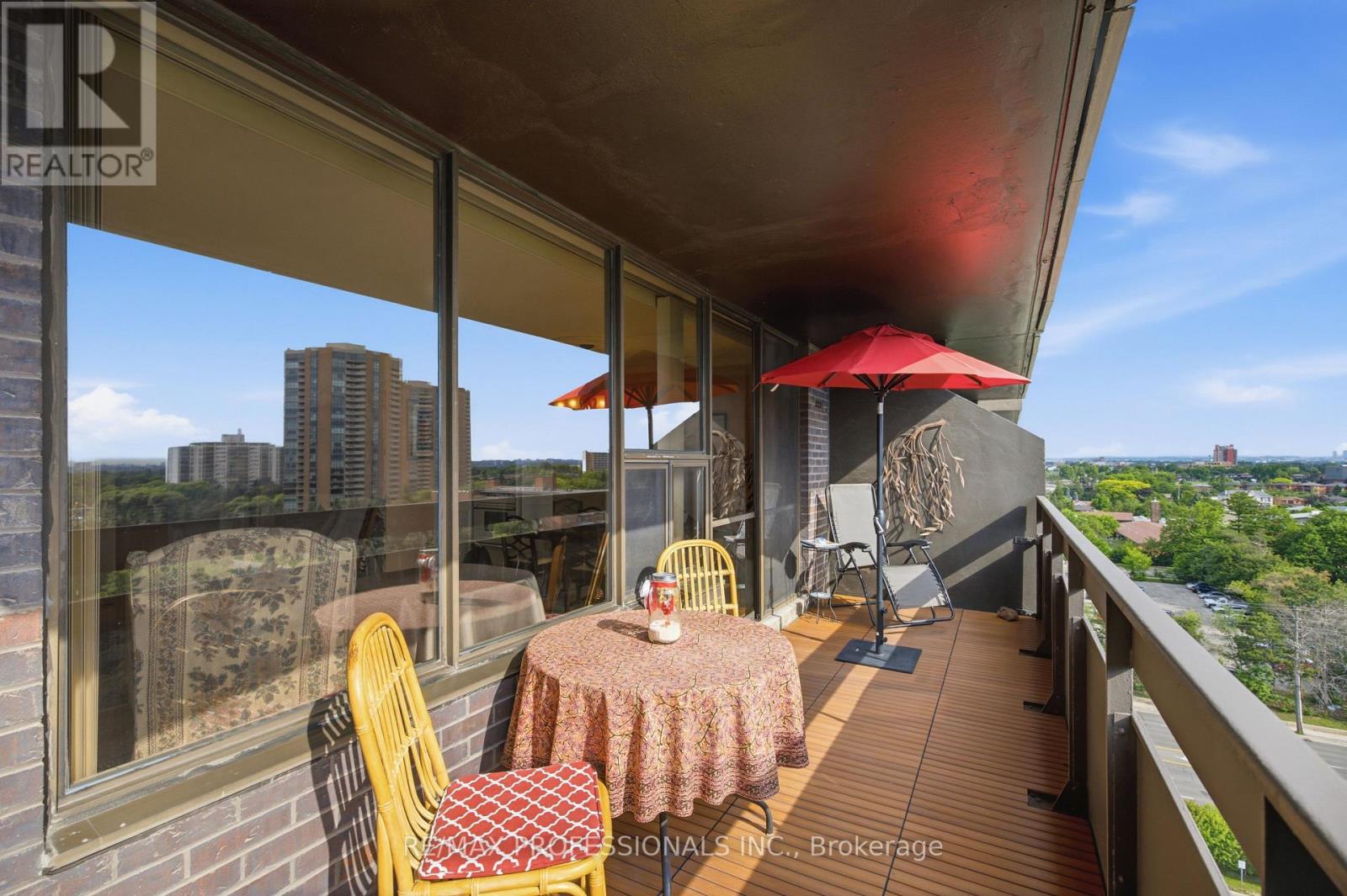 1208 - 11 Wincott Drive Property Photo 17