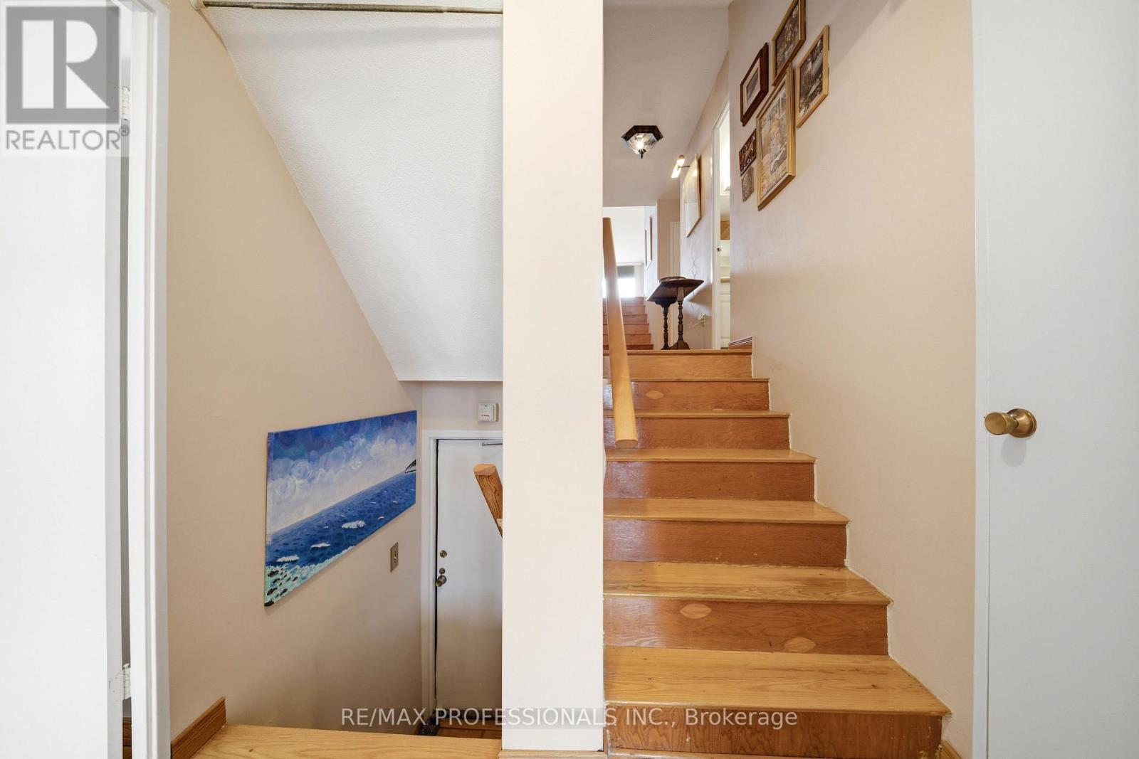 1208 - 11 Wincott Drive Property Photo 27