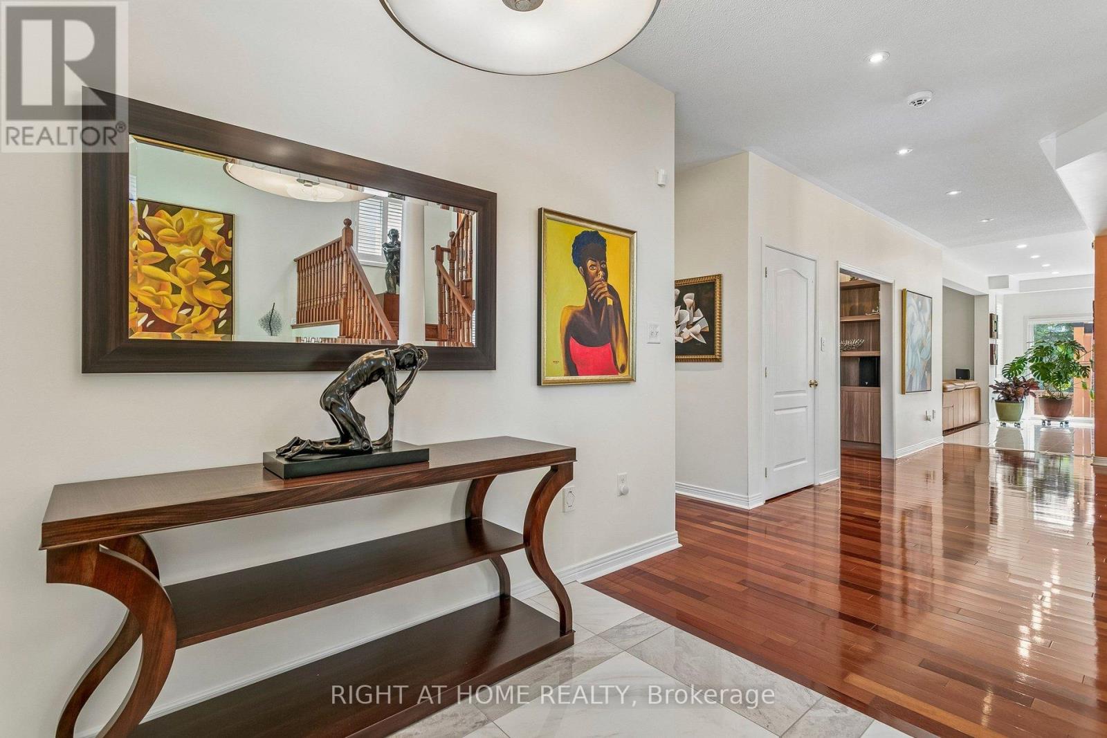 4263 Couples Crescent Property Photo 3