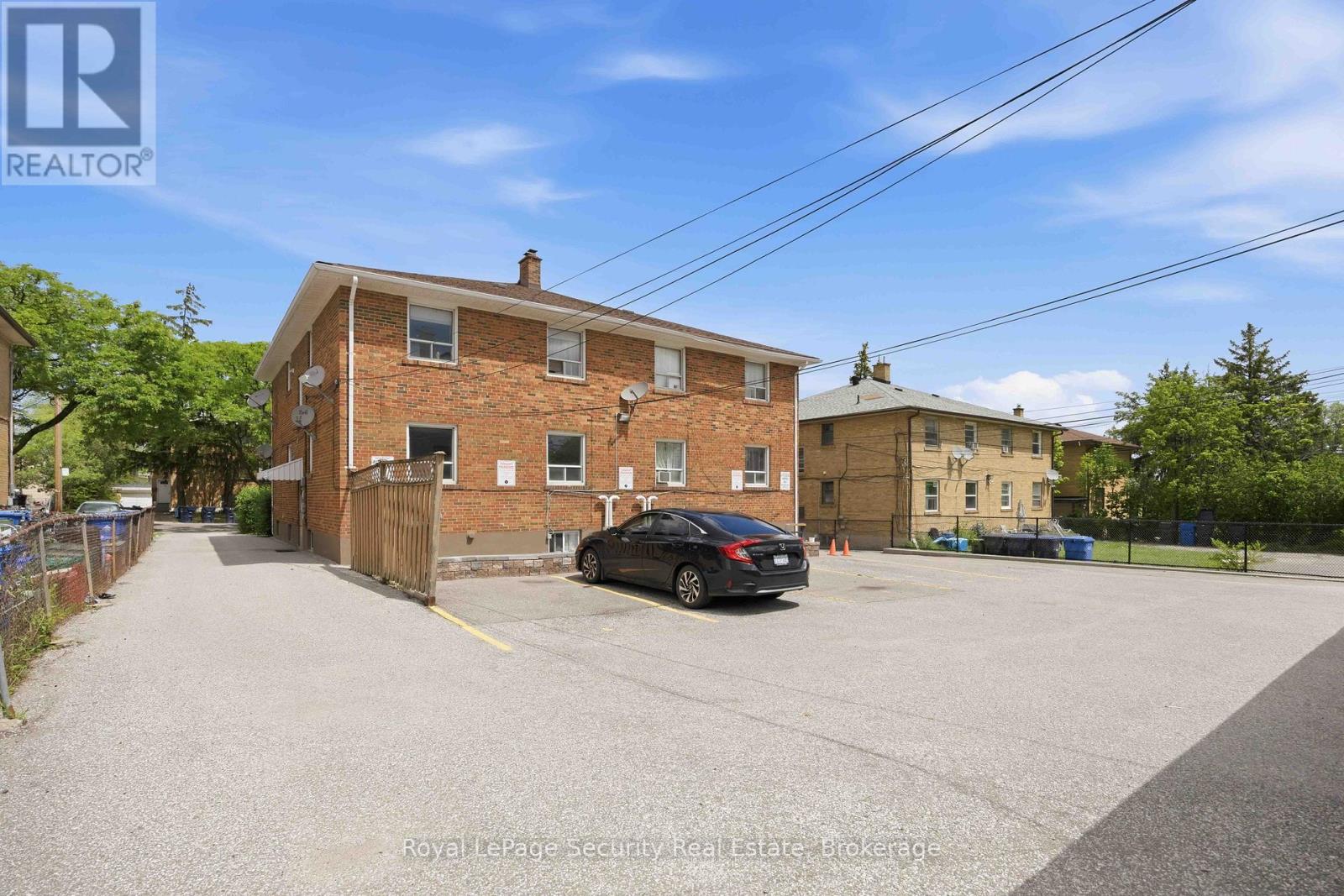 3 - 58 Leduc Drive Property Photo 27